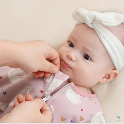 gigoteuse-bebe-cygne-rose-protection-confort