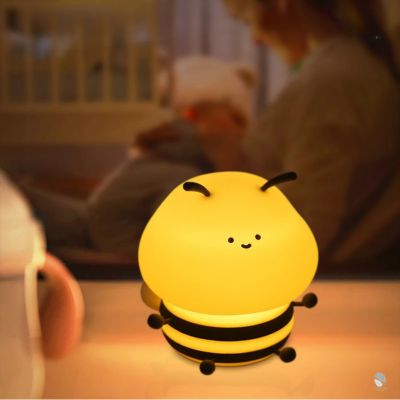 veilleuse-bebe-maya-lumineuse-pratique