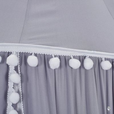 Ciel-de-lit-aube-gris-finitions-elegantes