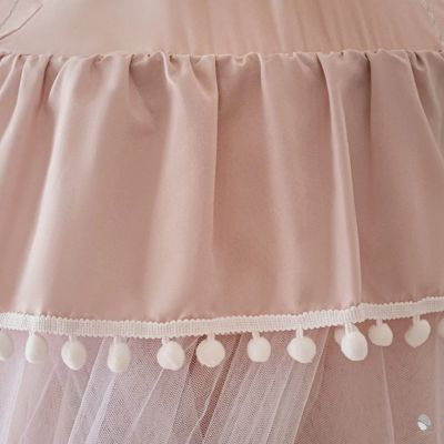 Ciel-de-lit-songe-rose-beige-finitions-pompons