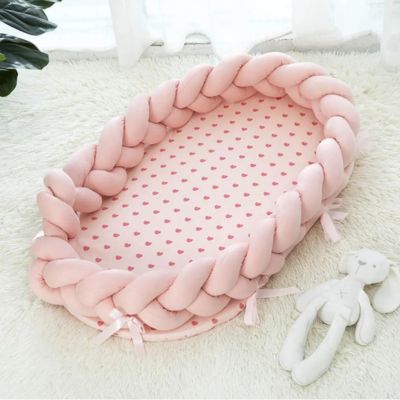 cocon-bebe-tressot-rose-motif-coeur