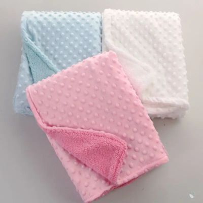 couverture-bebe-polaire-bulles-modeles-doublures