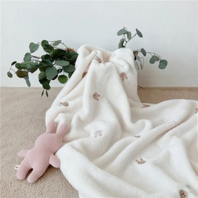 couverture-bebe-polaire-calinou-tissu-corail