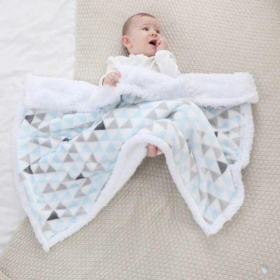 couverture-bebe-polaire-chaude