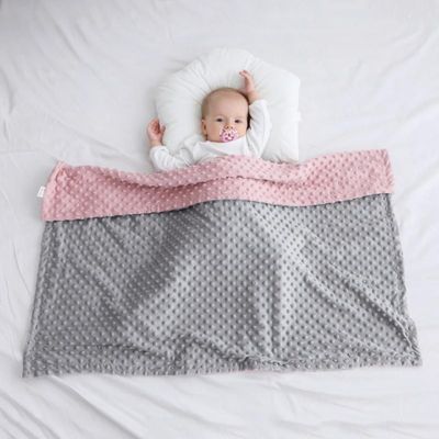 couverture-bebe-rose-gris-douceur-bully