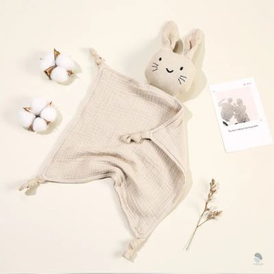 doudou-lapin-pinou-kaki-clair