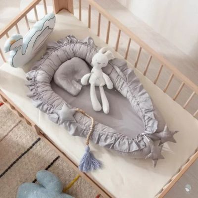 reducteur-de-lit-bebe-cocon-gris