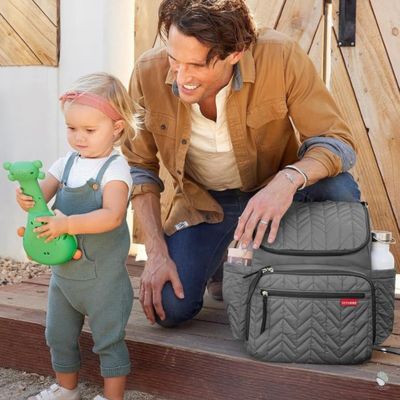sac-a-dos-a-langer-modern-gris-parents-modernes