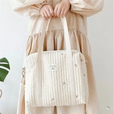 sac-a-langer-cosy-fleur-rose-elegant