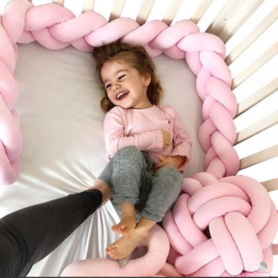tour-de-lit-tresse-rose-3-metres-contour-total-du-lit